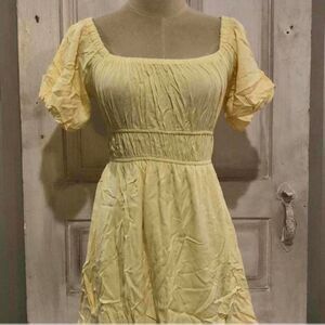 Forever 21 Women’s Dress Short Sleeve Puffy Sleeve Elastic Waist Size S Summer